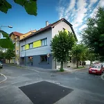 Wellness A Restaurace U Gigantu Gasthof 4*