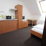 Wellness A Restaurace U Gigantu Gasthof 4*