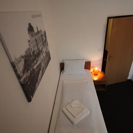 Guest house Wellness A Restaurace U Gigantu Plzen
